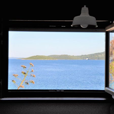 Romantic Boxavia Božava Exteriör bild